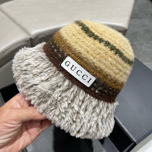 Gucci古奇 秋冬新款专柜同步渔夫帽 爆款出货 超级好搭 新款上架